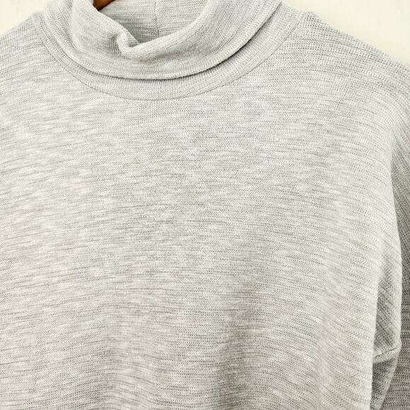 J. Crew Vintage Fleece Light Gray Stretch Knit Turtleneck Sweater Top S - Picture 2 of 9